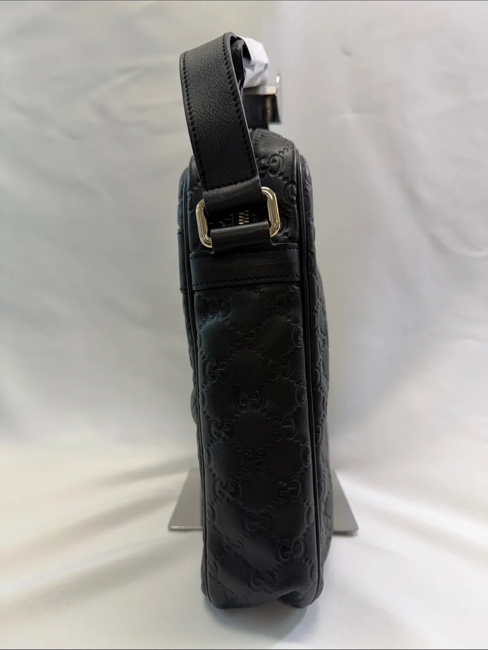 Gucci Guccissima Black Leather Crossbody Messenger Bag 🖤✨